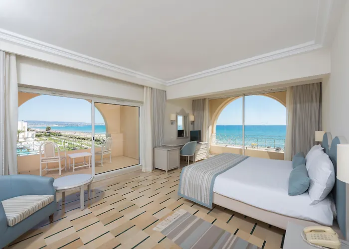 Hammamet Hotels with Tennis Court