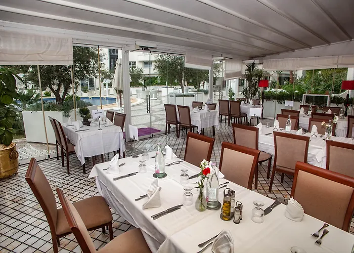 Hotéis de Tunes perto de Aeroporto Internacional de Tunis-Cartago Airport (TUN)