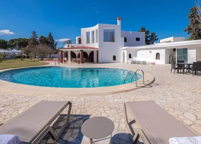 Villa's met privézwembad in Tunis