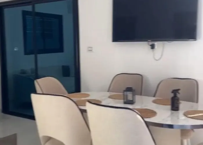 Ferienhäuser in Midoun