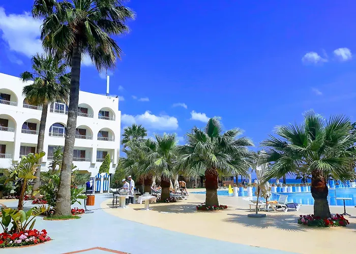Nabeul Hotels with Tennis Court