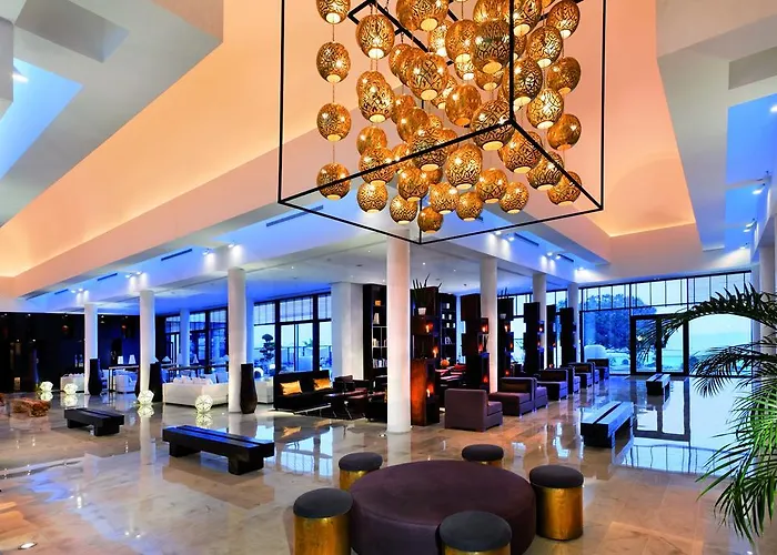 Luxury Hotels in La Marsa near El Abidine Mosque